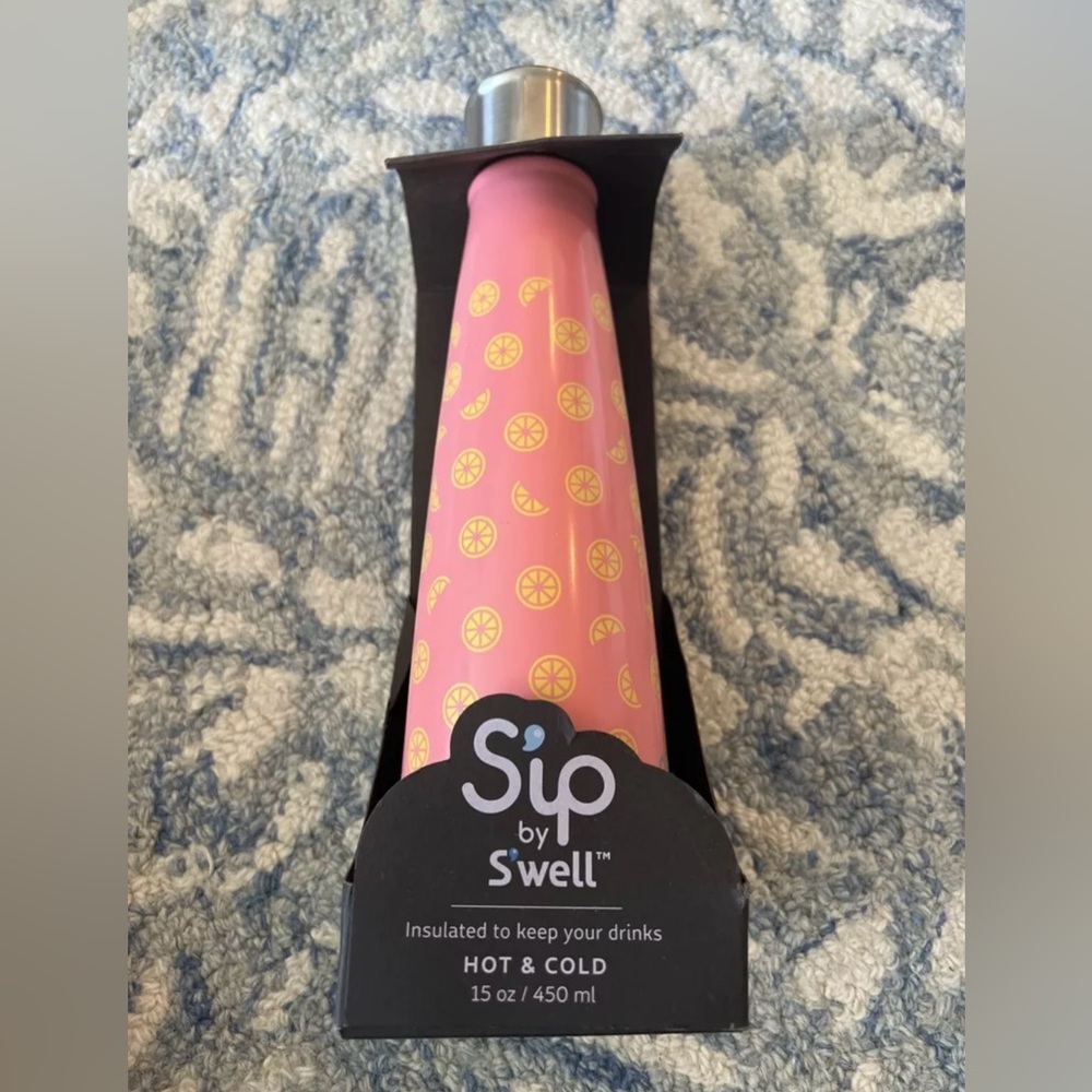 Brand New Swell Bottle! Pink with Lemon Print